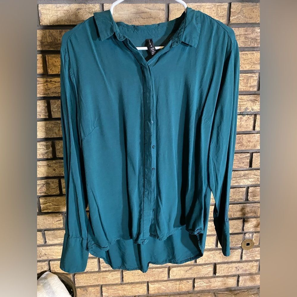 Blue button‎ down high low blouse